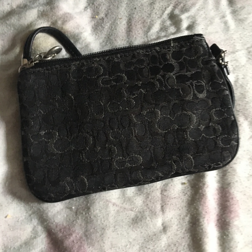 Used wristlet.